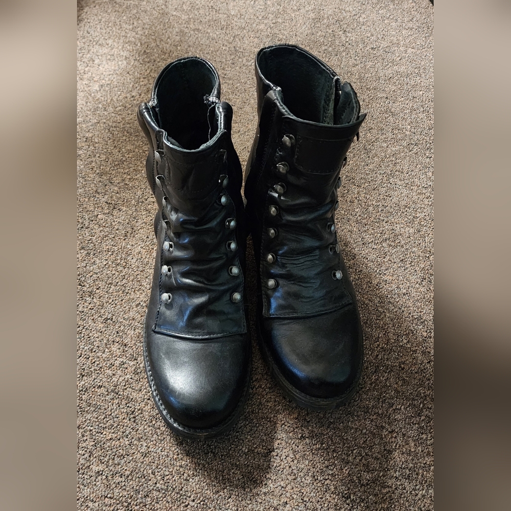 Bernie Mev Genuine Leather Military Combat Style Boots Size 39 Women's Size 8.5
